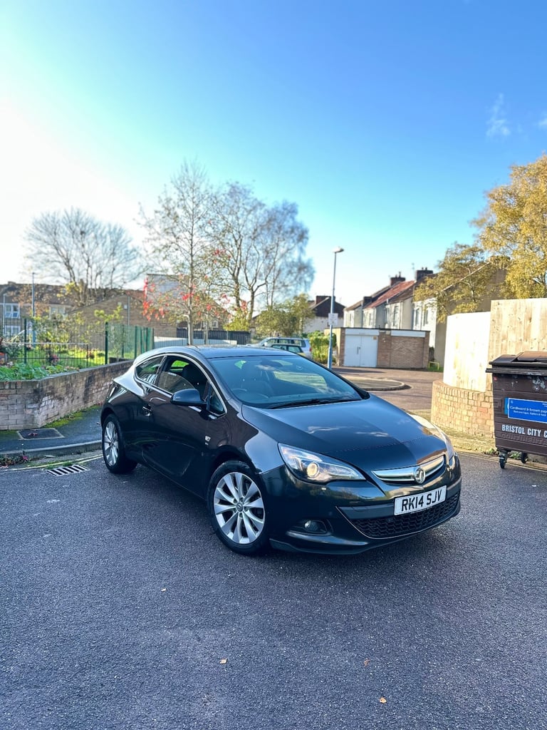 Vauxhall, ASTRA GTC, Hatchback, 2014, Manual, 1598 (cc), 3 doors