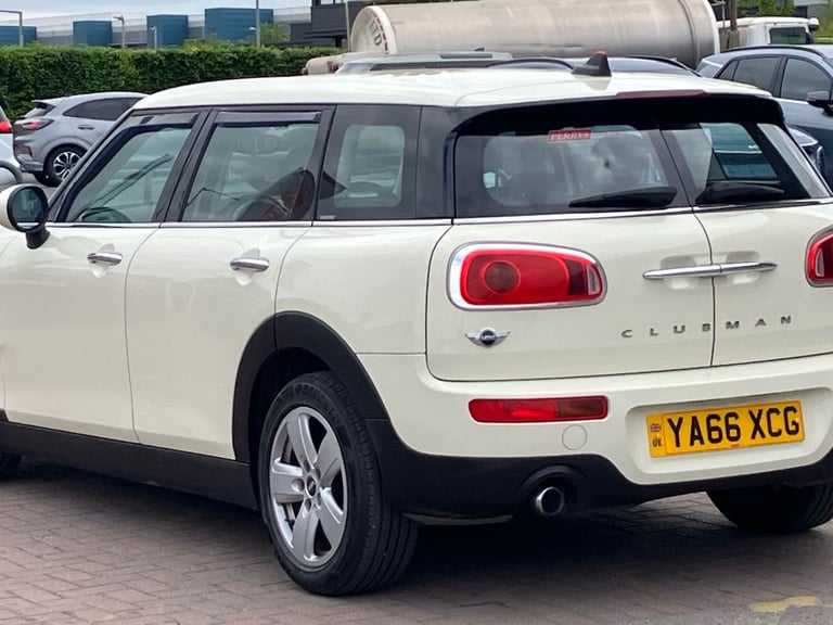 2016 MINI Clubman 2.0 Cooper D 6dr Estate DIESEL Manual
