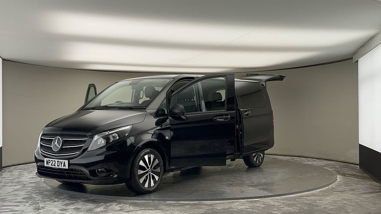 2022 Mercedes-Benz Vito 2.0 114 CDI SELECT Tourer Double Cab 5dr Diesel G-Tronic RWD L3 Euro 6 (s...