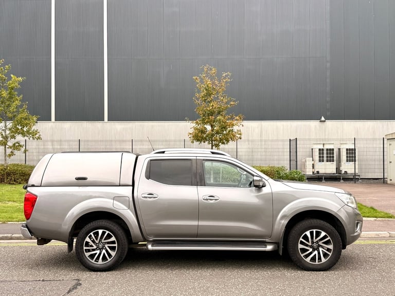 2017 Nissan Navara Double Cab Pick Up Tekna 2.3dCi 190 4WD PICK UP Diesel Manual