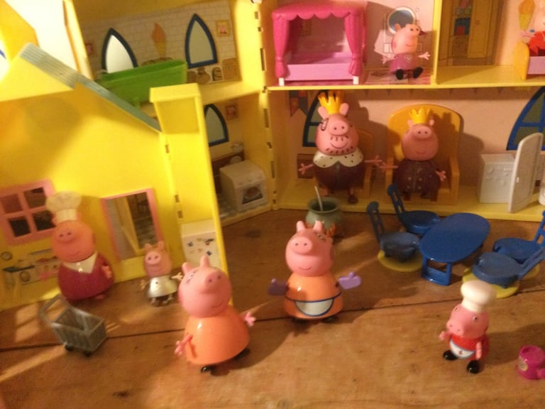ALLLLL the Peppa Pig castles!