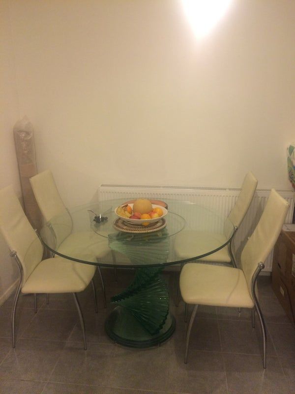 Double room in modern female preferred house