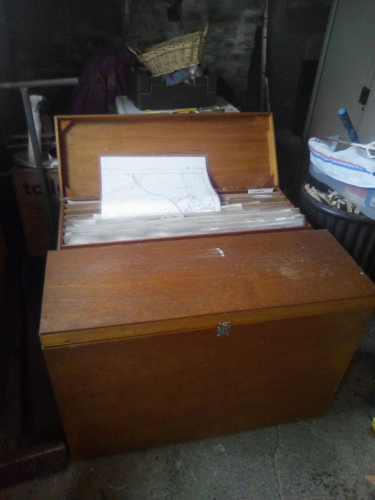 image for Old tractor & truck magazines + Approx 600 large scale maps 