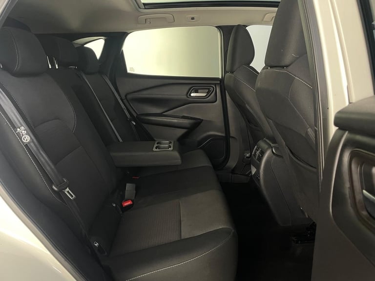 2022 Nissan Qashqai 1.3 DIG-T MHEV N-Connecta Euro 6 (s/s) 5dr HATCHBACK Petrol/Electric Hybrid M...