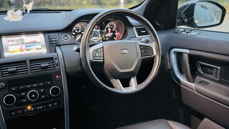 2019 Land Rover Discovery Sport 2.0 Discovery Sport Landmark TD4 Auto 4WD 5dr SUV Diesel Automatic