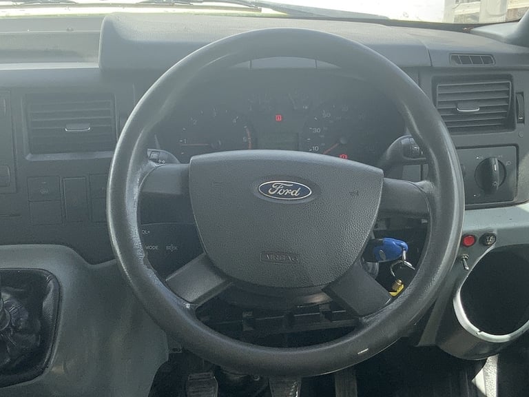 2014 Ford Transit TDCi 350 Chassis Cab Diesel Manual