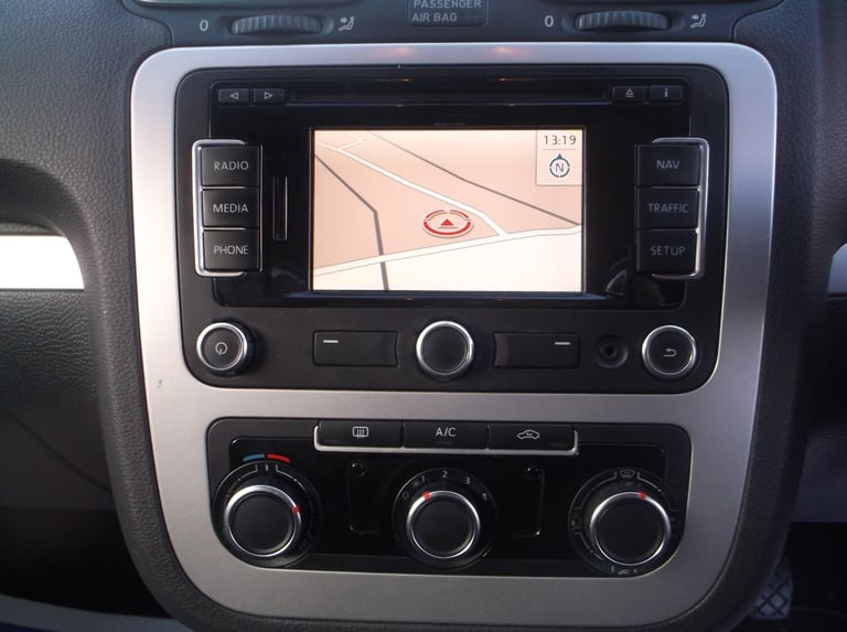 2012 Volkswagen Scirocco 2.0 TDi BlueMotion Tech 3dr [Nav] COUPE Diesel Manual