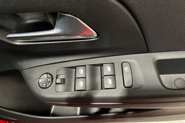 2025 Vauxhall Corsa 1.2 Turbo Yes Hatchback 5dr Petrol Manual Euro 6 (s/s) (100 ps) Hatchback Pet...