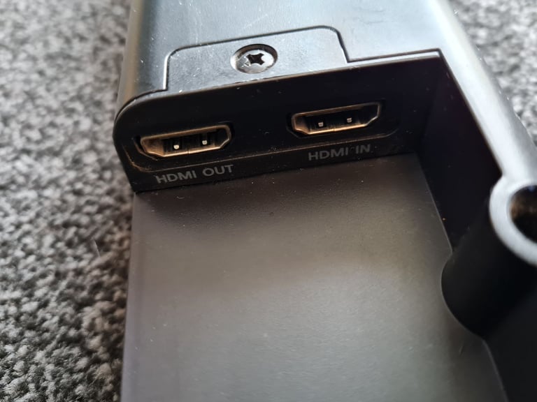 Samsung Sound bar and Subwoofer HWF450 