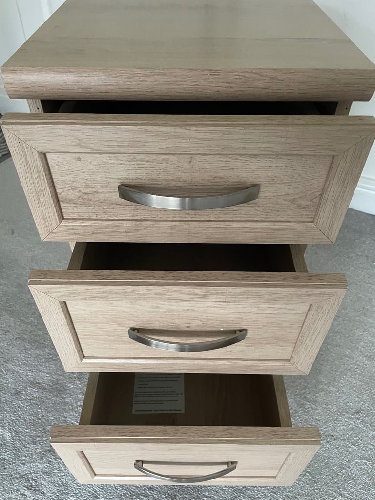 Camberley 3 drawer bedside chest 