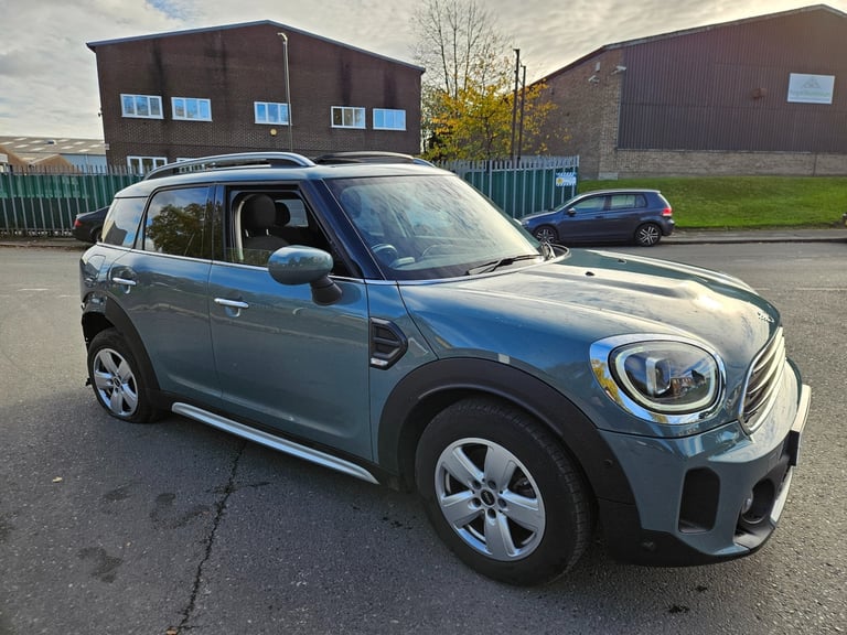 2023 MINI COUNTRYMAN 1.5 Cooper Classic Auto Comfort/Nav+ Pack Damaged Salvage