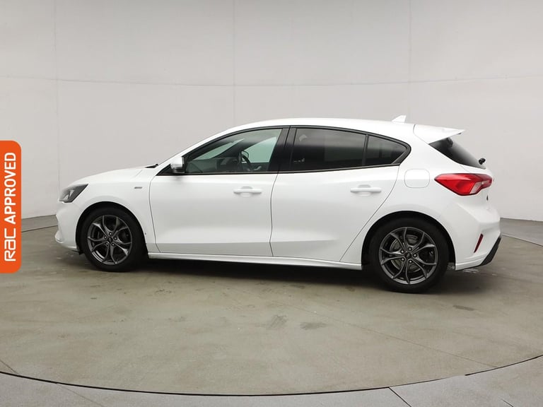 2019 Ford Focus 1.0T EcoBoost ST-Line Hatchback 5dr Petrol Manual Euro 6 (s/s) (125 ps) Hatchback...