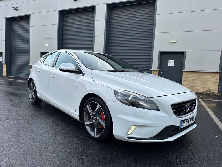 2015 Volvo V40 D2 R DESIGN Lux Nav 5dr HATCHBACK Diesel Manual