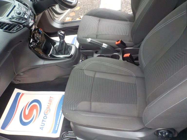 2013 Ford Fiesta 1.25 82 Zetec 3dr HATCHBACK PETROL Manual
