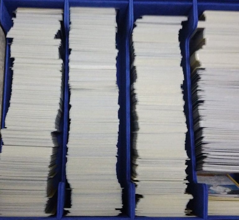 image for 4,000 pokemon cards