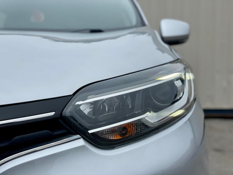 2016 Renault Kadjar 1.5 dCi Dynamique Nav Euro 6 (s/s) 5dr HATCHBACK Diesel Manual