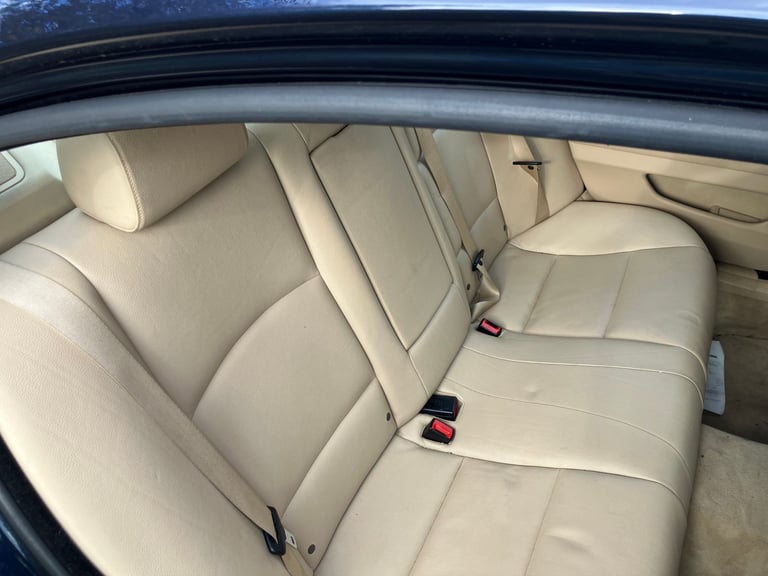 BMW, 5 SERIES, Saloon, 2014, Manual, 1995 (cc), 4 doors