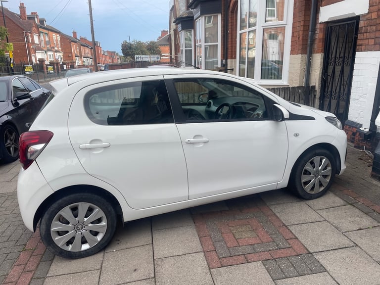 Peugeot, 108, Hatchback, 2017, Manual, 998 (cc), 5 doors