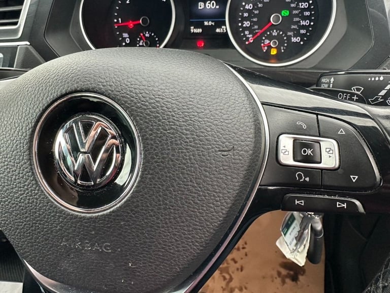 2017 17 VOLKSWAGEN TIGUAN 2.0 TDI BLUEMOTION TECH SE NAVIGATION SUV 5DR DIESEL D