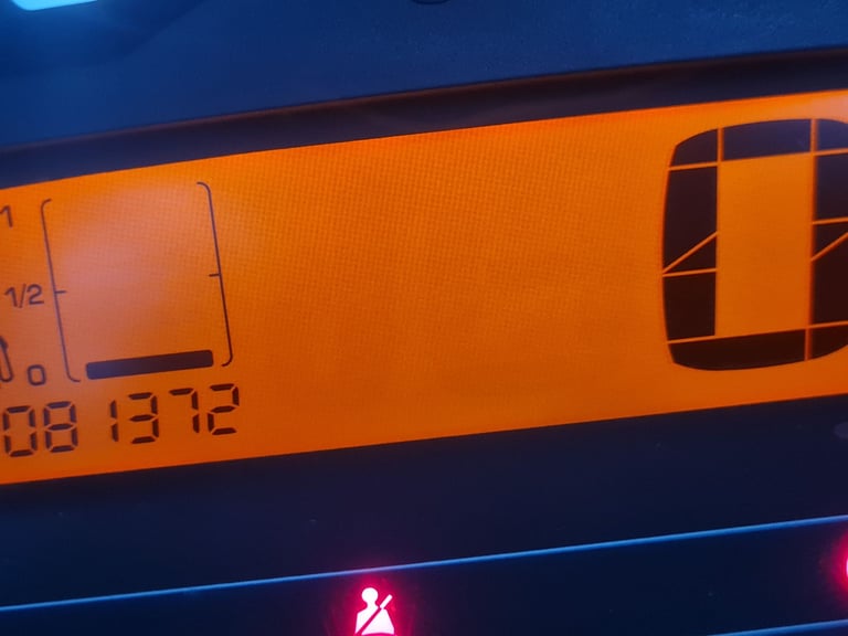 CITROEN C3 VTR 1360CC FULL MOT FULL SERVICE HISTORY LOW MILEAGE 50 MPG