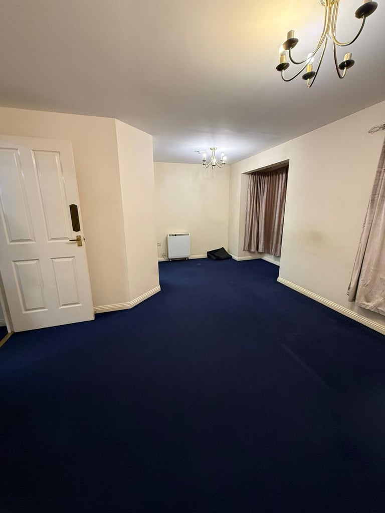 image for BEAUTIFUL 2 BEDROOM GROUND FLOOR FLAT FOR RENT IN HOUNSLOW 