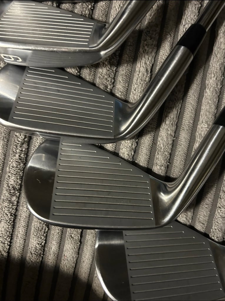 Mizuno Pro 243 Forged Chronology 5-pw KBS Tour 95 PRO+ Pured