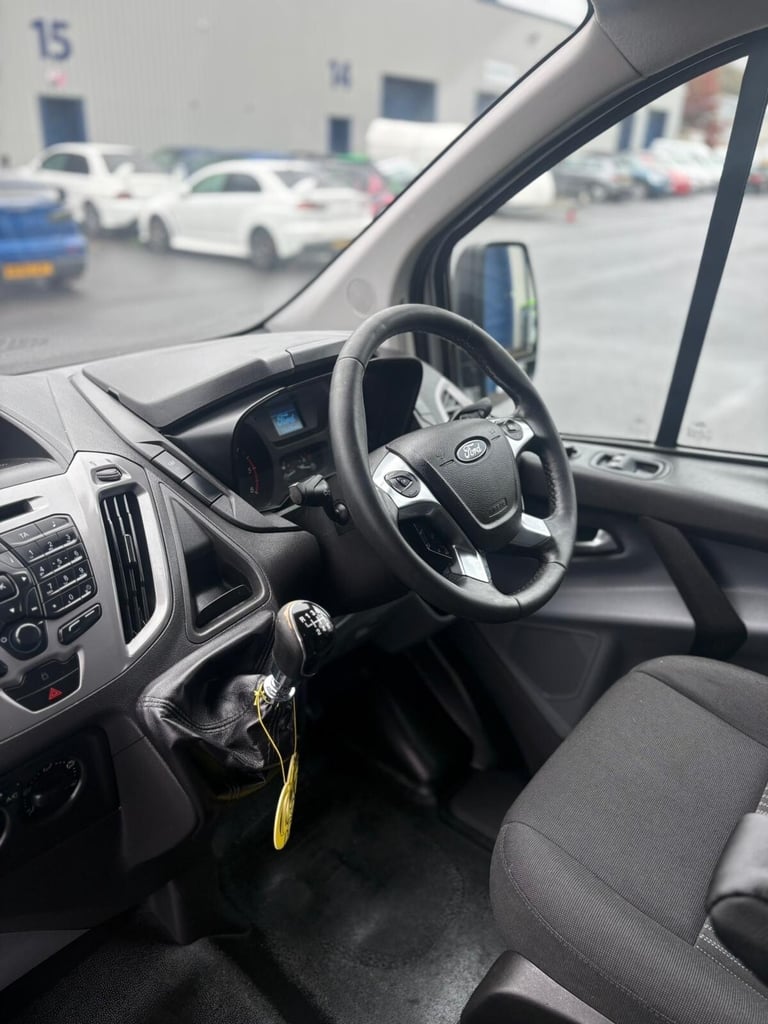 2015 Ford Transit Custom 2.2 TDCi 125ps Low Roof Trend Van PANEL VAN Diesel Manual