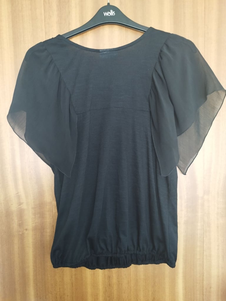 Black beaded top S
