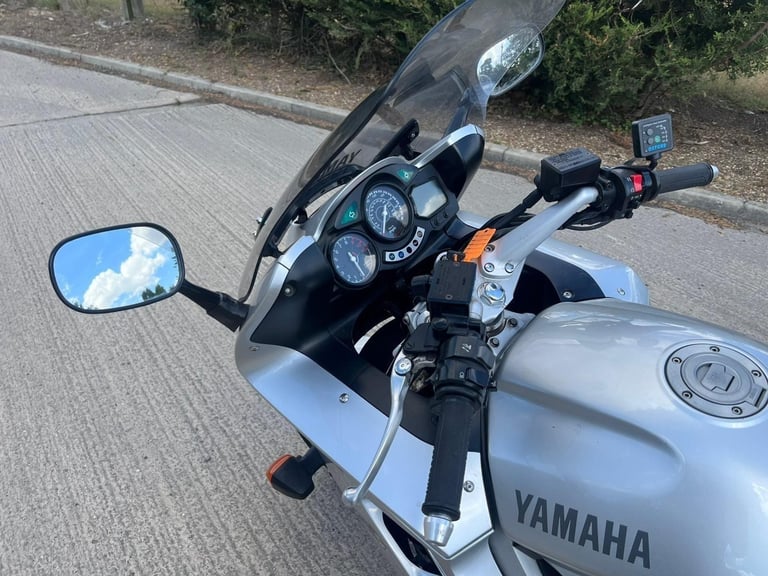 2002 52 YAMAHA FJR 1300 FJR1300 SPORTS TOURER LUGGAGE NEW MOT HPI CLEAR