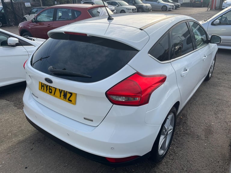 2017 Ford Focus 1.0T EcoBoost Titanium Euro 6 (s/s) 5dr HATCHBACK Petrol Manual