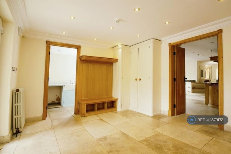 5 bedroom house in Primrose Hill, Cowbridge, CF71 (5 bed) (#1379172)