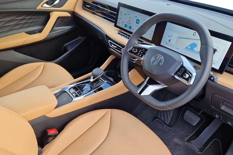 2025 MG MG HS 1.5 T-GDI Hybrid+ Trophy 5dr Auto ESTATE PETROL/ELECTRIC Automatic