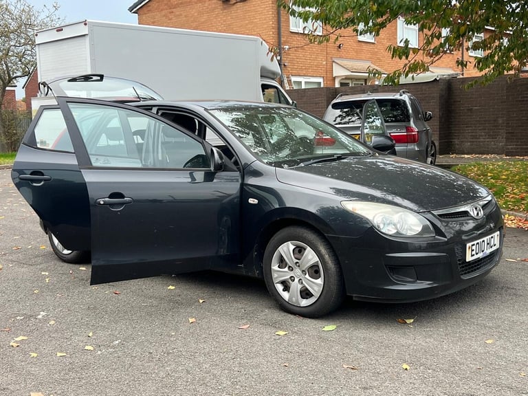 2010 Hyundai i30 1.6 CRDi Classic [2010] 5dr [90] HATCHBACK Diesel Manual
