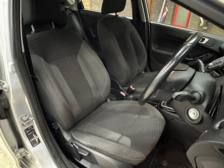 2016 Ford Fiesta 1.0 EcoBoost Zetec 5dr HATCHBACK Petrol Manual