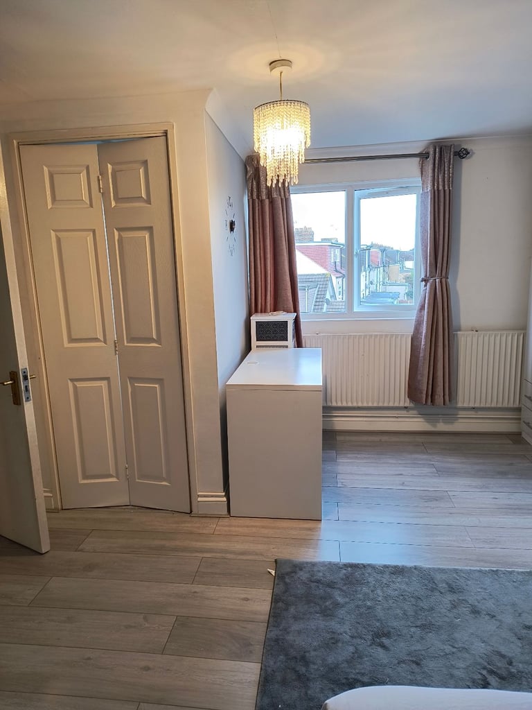 Big Loft room with built in toilet bath 
