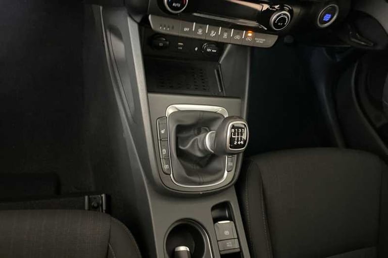 2022 Hyundai KONA 1.0 TGDi 48V MHEV Premium 5dr HATCHBACK PETROL Manual
