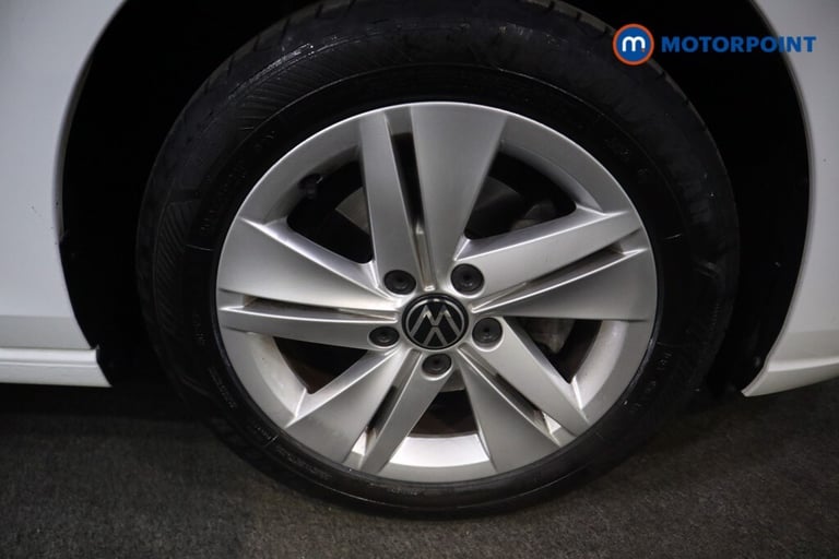 2020 Volkswagen Golf 1.5 eTSI 150 Life 5dr DSG Hatchback Petrol Automatic