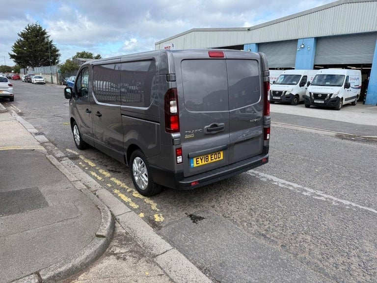 2018 18 RENAULT TRAFIC 1.6 DCI ENERGY 27 SPORT NAV PANEL VAN 5DR DIESEL MANUAL S