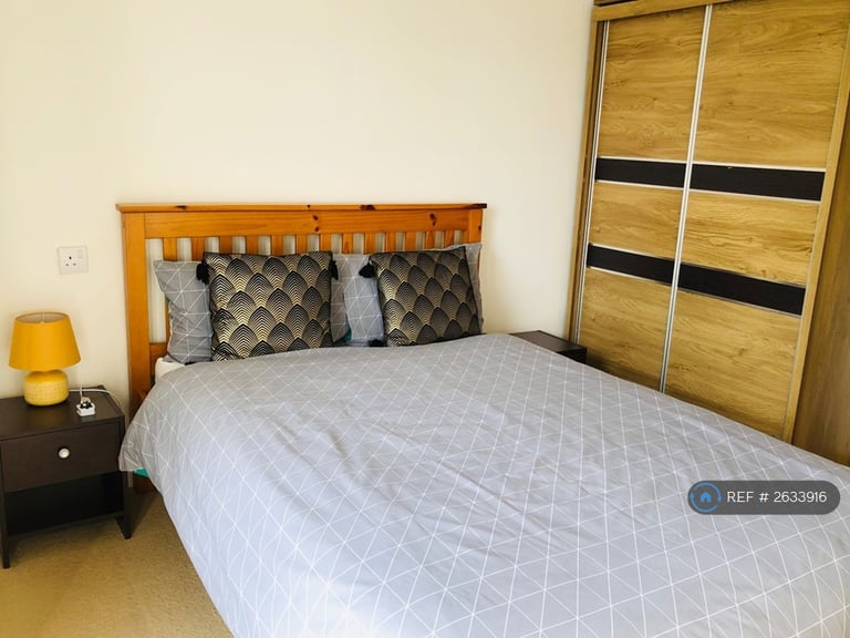 2 bedroom flat in Skyline, Birmingham, B1 (2 bed) (#2633916)