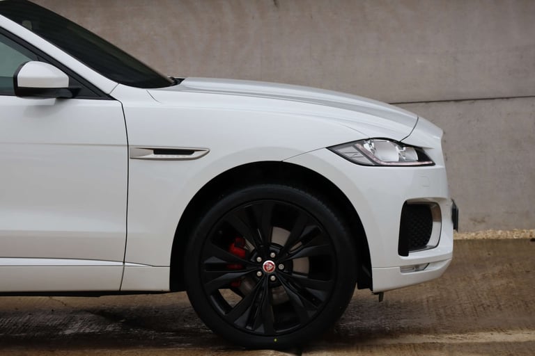 2017 Jaguar F-Pace 3.0d V6 S 5dr Auto AWD ESTATE DIESEL Automatic