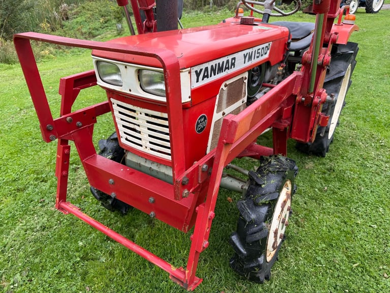 YANMAR YM1500D 4WD TRACTOR WITH FRONT LOADER/ BUCKET ** WATCH VIDEO *** 15HP ** 835 Hours