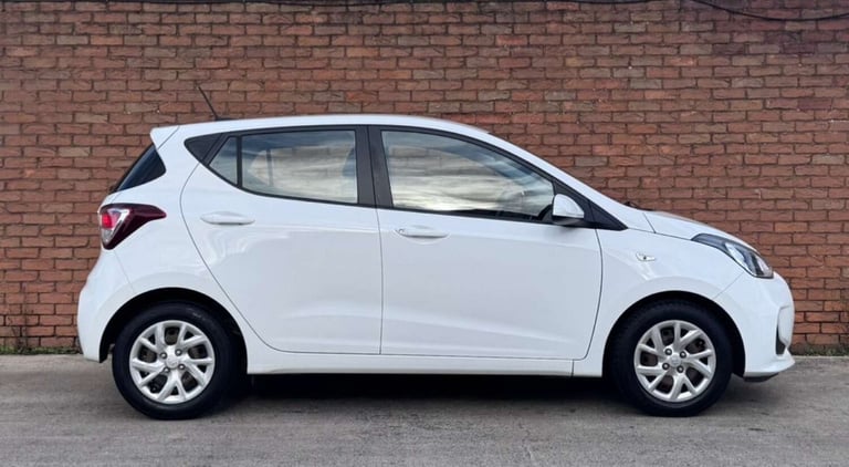 2017 Hyundai i10 1.0 SE 5dr HATCHBACK PETROL Manual