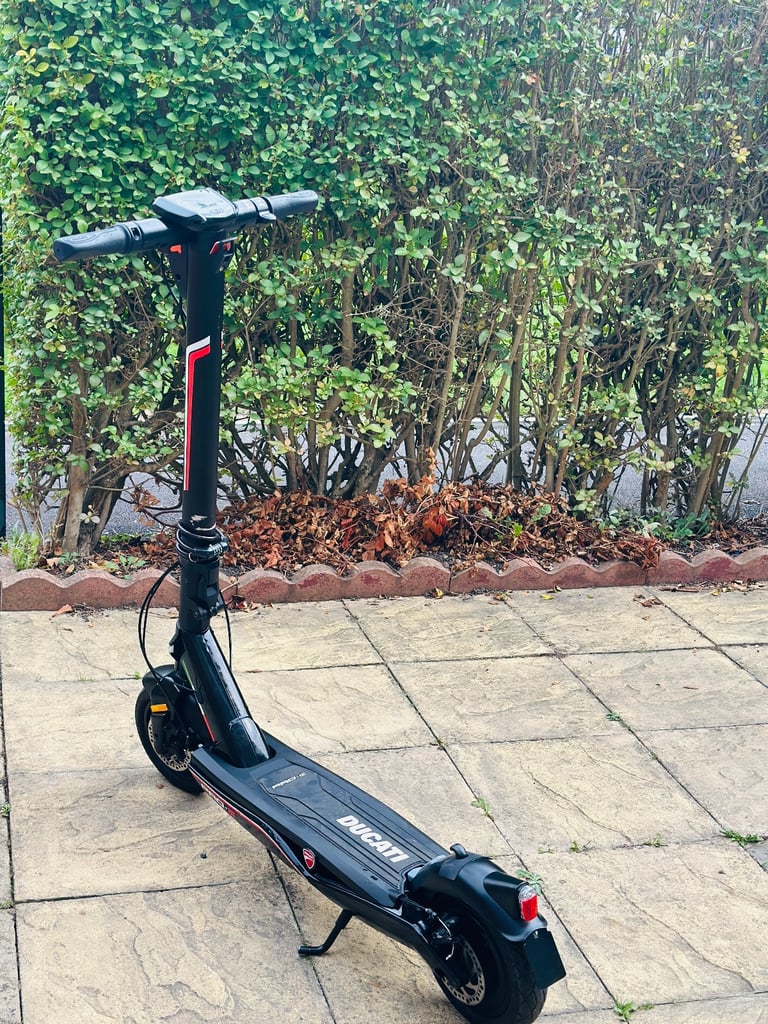 E-scooter Ducati Pro III