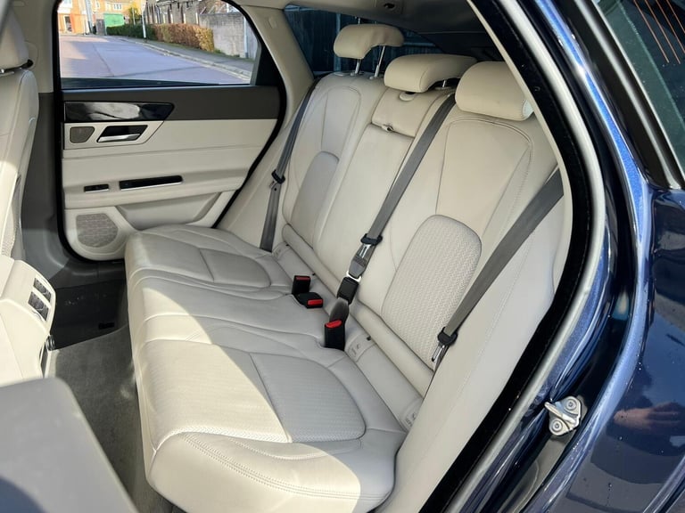 2018 Jaguar XF 2.0d Prestige Sportbrake Auto Euro 6 (s/s) 5dr ESTATE Diesel Automatic