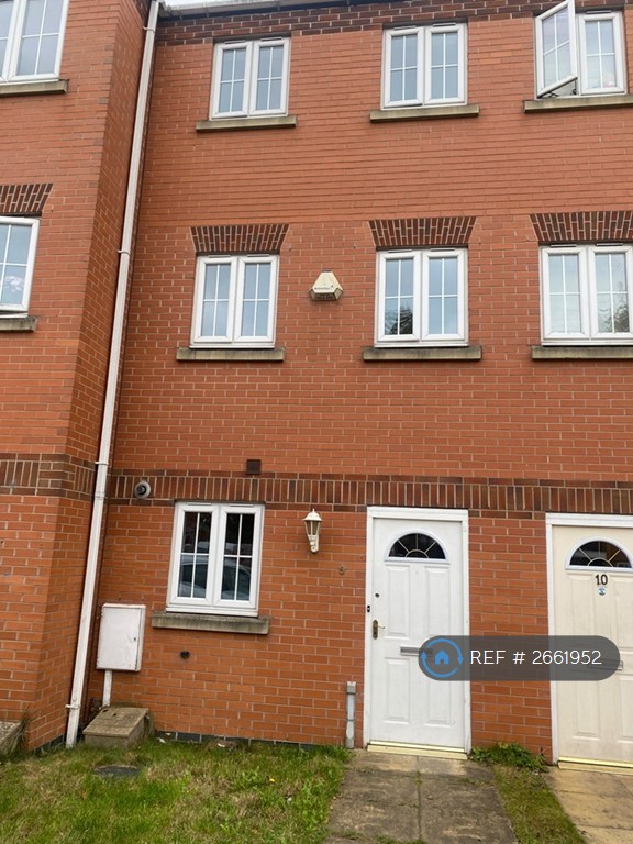 4 bedroom house in Grants Yard, Burton-On-Trent, DE14 (4 bed) (#2661952)