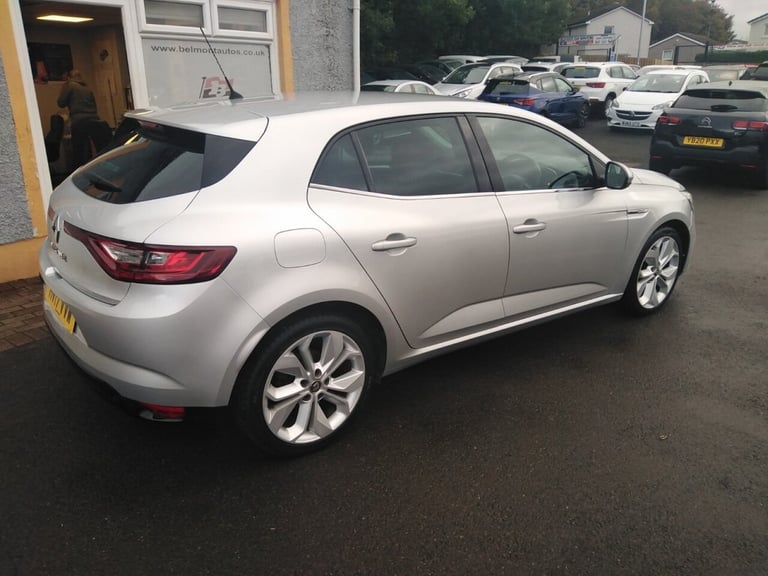 2017 Renault Megane 1.6 dCi Signature Nav 5dr HATCHBACK DIESEL Manual