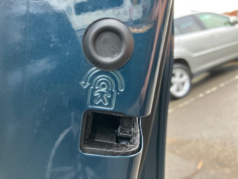 2021 Peugeot 3008 1.6 Hybrid 225 GT Premium 5dr e-EAT8 Estate PETROL/ELECTRIC Automatic