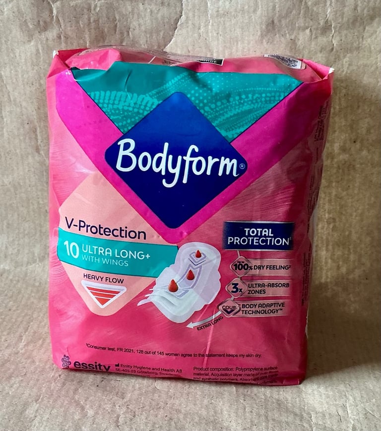image for Bodyform V-Protection Ultra Long+ with Wings Heavy Flow Sanitary Towels Pads