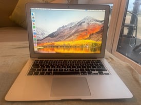 13” Apple MacBook Air, 256GB, macOS High Sierra, 2015 
