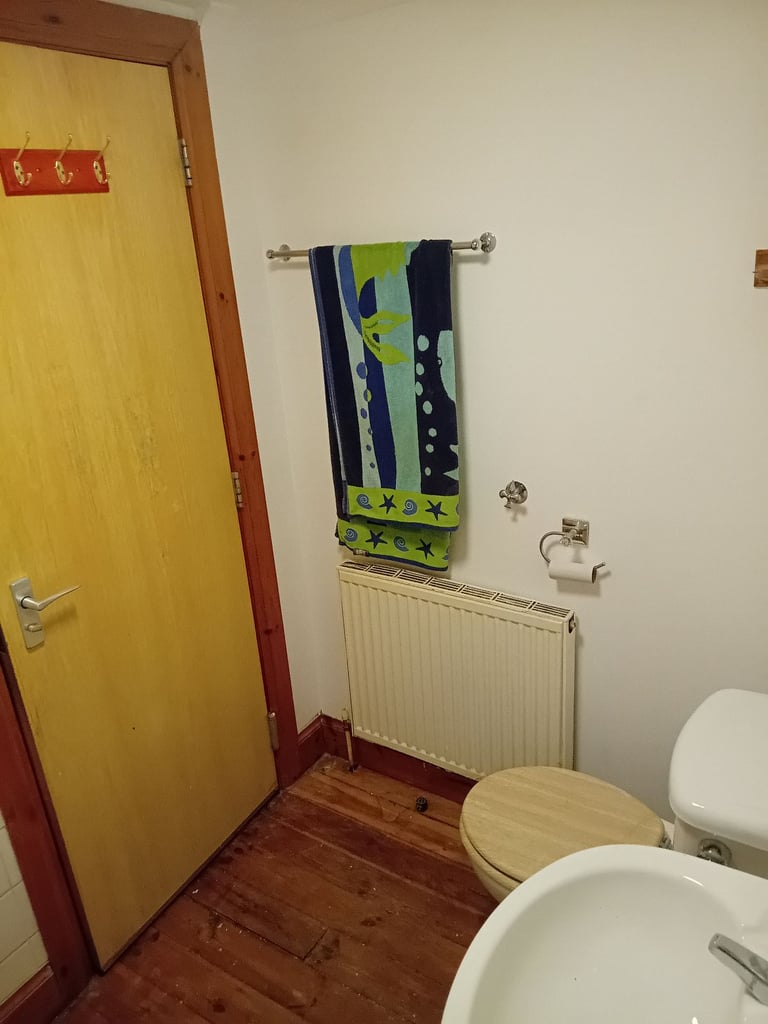 ONE BEDROOM WEST END GLASGOW PARTICK FURNISHED FLAT  £984 pcm